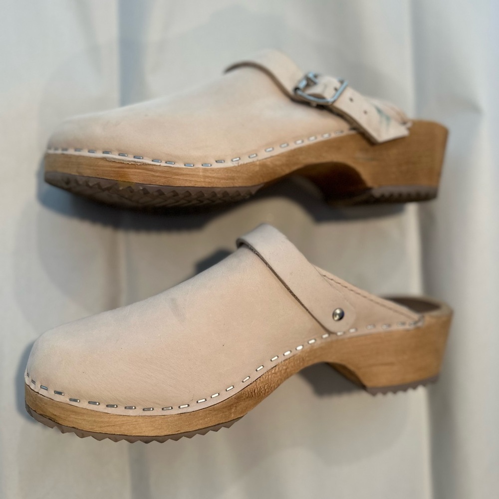 Mia Clog Ivory 7 - Picture 7 of 10